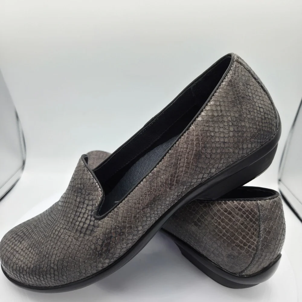 Dansko Aimee Grey Snakeskin Embossed Leather Loafers Slip On Shoes Womens 36